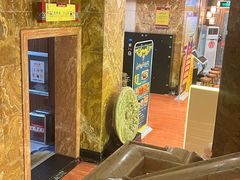 -汉宫汤泉汗蒸洗浴(五四广场店)