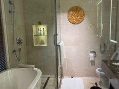 -青岛海尔洲际酒店