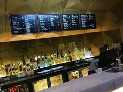 -上海滴水湖皇冠假日酒店