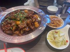 仔排煲-胖哥俩肉蟹煲(济南世茂国际广场店)