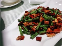 -湖庭壹品鸭王·传统北京烤鸭·别墅私房菜·庭院宵夜(江宁店)