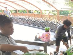 -圣淘沙天际线斜坡滑车