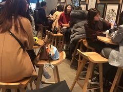 等位区-星巴克(厦门SM新生活广场店)