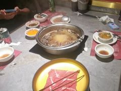 -一绪に寿喜烧(荟聚店)