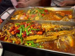 -鸣记脆皮烤鱼·海鲜烤鱼(亿合城店)