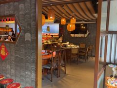 -魏铭鱼头捞饭(晋阳路店)
