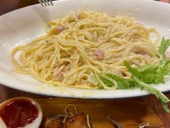 -玛格萝妮比萨屋(陆家浜路店)