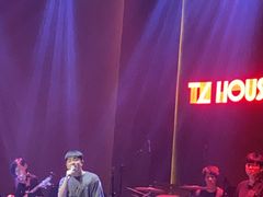 -TZ House音乐现场(来福士中心店)