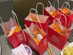 -海底捞火锅(杭州萧山宝龙广场店)