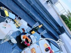 -瑰丽酒店·海吧·天际下午茶·现场DJ·天台酒吧