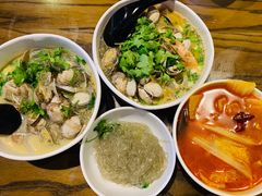 -何记花甲(海岸城旗舰店)