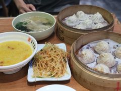 酸辣土豆丝-百年龙袍蟹黄汤包(融创茂店)