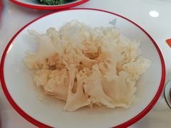 -毛辣果红酸汤火锅·冰煮羊涮肉(西单店)