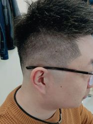 -韦恩先生Barbershop英式男士理发馆