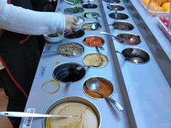 自助调料区-海底捞火锅(凯德广场店)