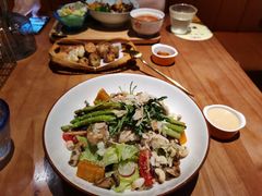 -POKEE VIA&Brunch·维娅(重庆来福士店)