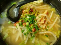 -龙记桂林米粉(财满街店)