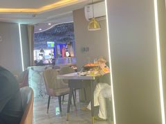 -徐记小怪兽肉蟹煲(中央大街店)