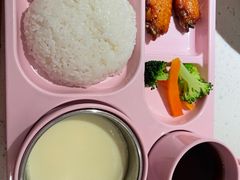 -江渔儿酸菜鱼·拔草餐厅(虎门君乐汇店)