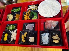 -勺子米线·云南传统小吃市集(四方街店)