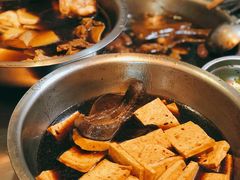 -松树干拌面店