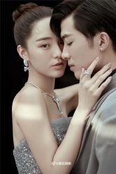 -至臻微拉婚纱摄影