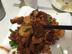 -闫府私房菜(经四路万达店)
