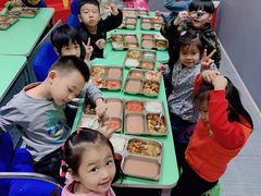 -联恩国际儿童教育·幼小衔接·少儿英语·托管班(远洋未来中心店)