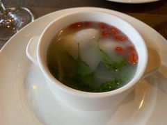 -大中华希尔顿酒店-念自助餐·嗨啤·小龙虾