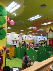 -莫莉幻想儿童乐园(三河燕郊永旺店)