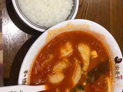 -渝是乎酸菜鱼·川渝小炒(新世界百货望京店)