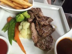 小主人西餐厅-小主人西餐厅 master table(青年中路店)