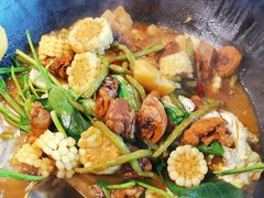 -小媳妇铁锅炖(安华街店)