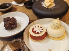 -丽思卡尔顿·炙焰·铁板烧餐厅