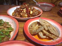 -老三样·美食研究中心(世贸路店)