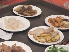 -天宜隆蘑菇宴火锅(石景山旗舰店)