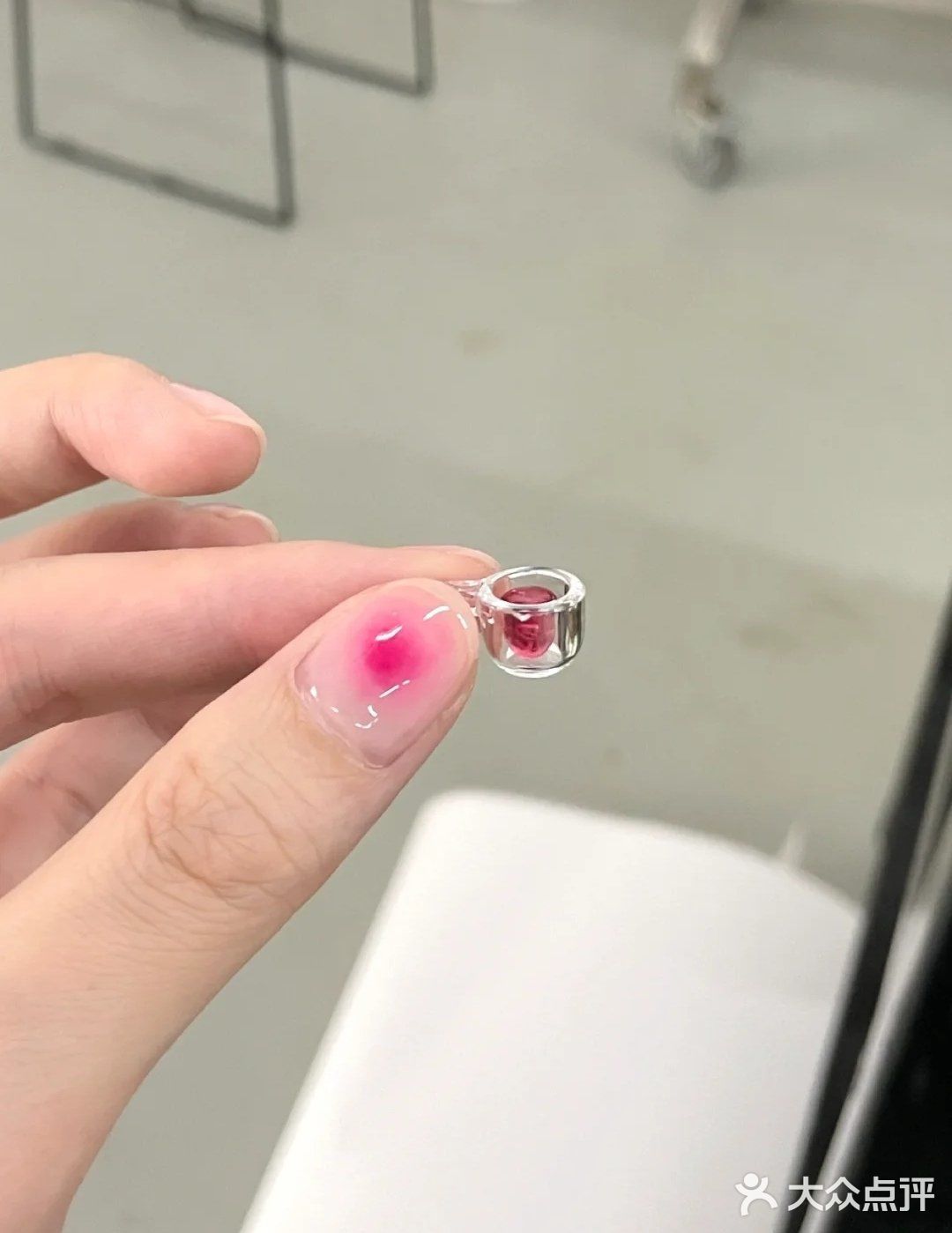 玫红色晕染开真的又可爱又嫩觉