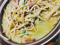 -吴越荣记苏州菜·松鼠桂鱼100%活鱼现做(斜塘老街店)