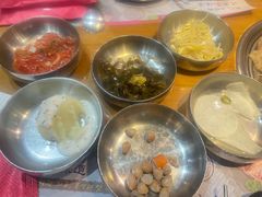 -老炉家木炭烤肉(长江国际店)