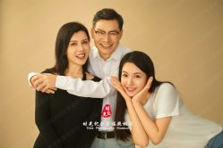 -时光纪亲子全家福照相馆(静安店母女写真父母纪念照)