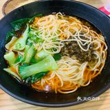 没太记住感觉。这次点了担担面和钵钵鸡，两种不同的香辣