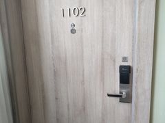 -西安大雁塔科技大学地铁站亚朵酒店