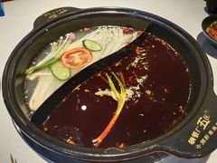-钢管厂五区小郡肝串串香(滨江店)