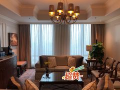 -广州富力丽思卡尔顿酒店