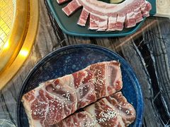招牌LA牛仔骨-义气烤肉餐吧(大族广场店)