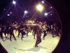 -DNA舞室