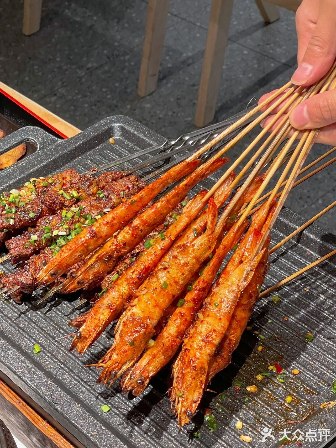 朋友诚不欺我！！这家烧烤店好吃到爆哭[流泪]