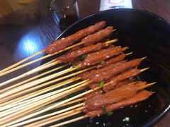 -虾弄弄海派小龙虾·牛羊蝎子火锅