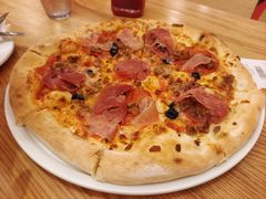 意式肉食披萨-城市大道红炉披萨烘焙坊