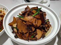 橄榄油炒三种蘑菇-晋家门·苏皖家常菜(江北龙湖天街店)